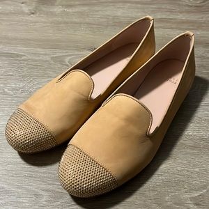 Stuart Weitzman Suede Flats (Size 8)